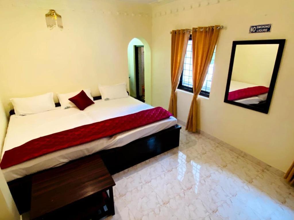 Hotel Bob Leisure à Ooty Extérieur photo